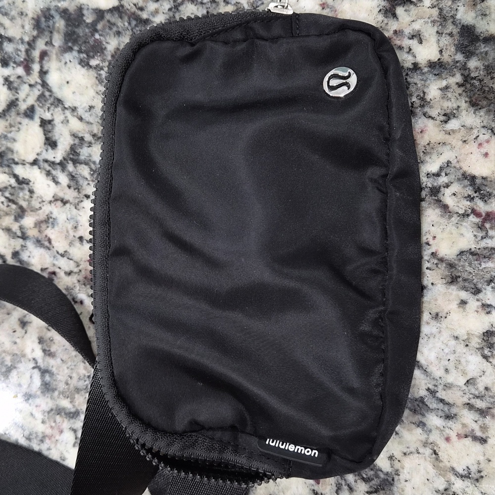 Lululemon Belt Bag 1L